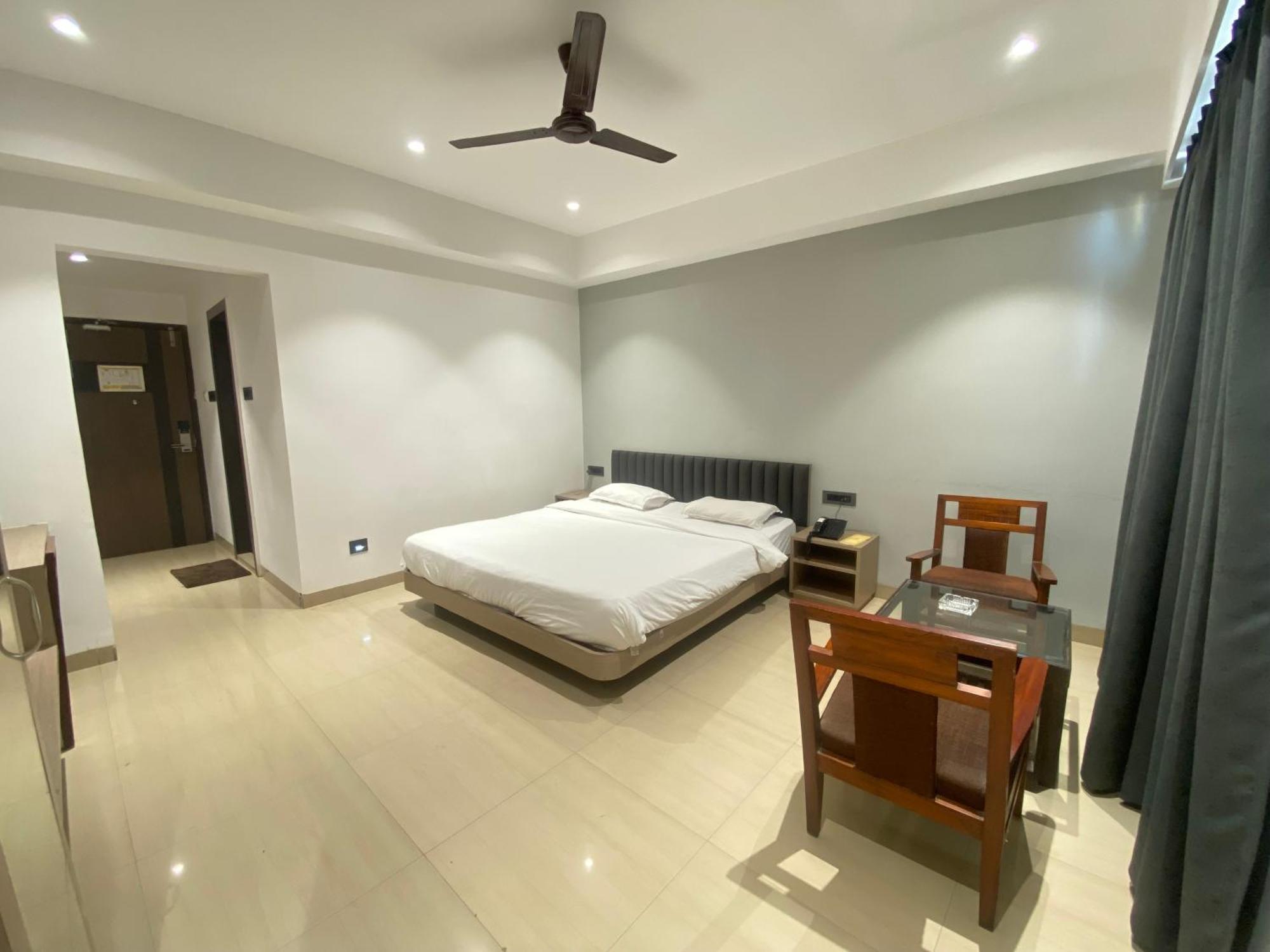 Hotel Rituraj Гувахати Экстерьер фото